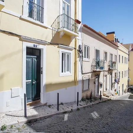 Terrace In Historical Neighborhood With View Apartmán Lisboa